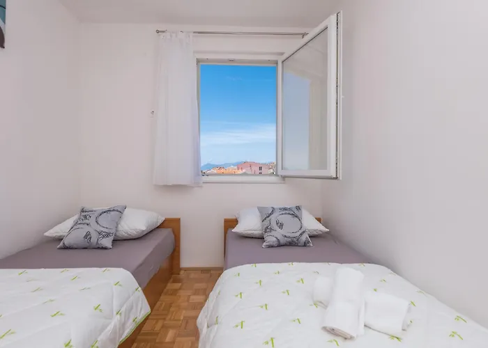 Violet Appartement Makarska